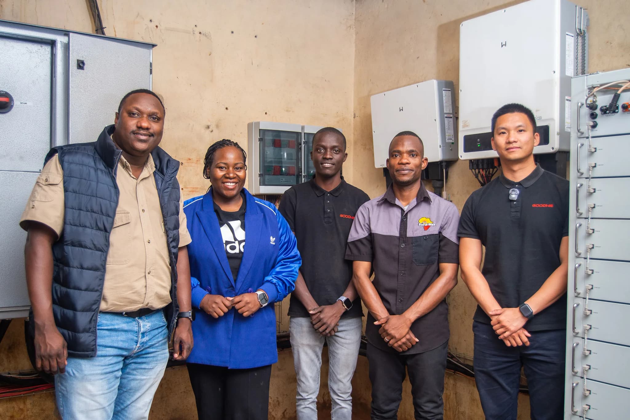 Sol-A-Way crew and client team at the Cooland commissioning